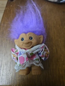 Russ Troll Puppe Happy Birthday 4,5 lila Haare mit Spitzenkleid - Bild 1 von 2