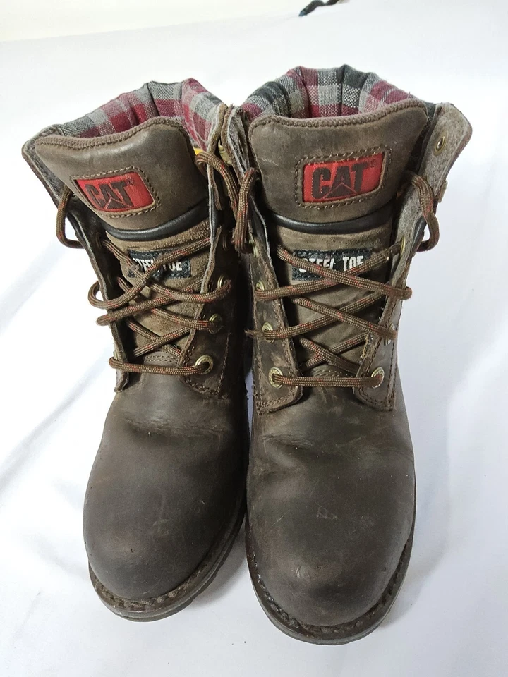 CAT WOMEN'S BROWN LEATHER BOOTS PLAID FABRIC ACCENT STEEL TOE RUBBER SOLE 6.5 M  - Image 1 of 4