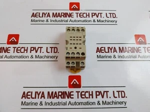 Lot of 10X Omron PYF14A-N Relay Socket 5A 250 5a 250VAC, 2329CX - Picture 1 of 6