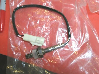 FORD=-LINCOLN-MERCURY--1992-2002--Oxygen Sensor  - Image 1 of 2