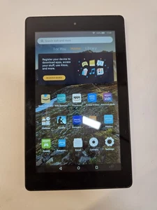 Amazon Fire HD 8 (7th Generation) 8GB, Wi-Fi, 8 inch - Black - Picture 1 of 10