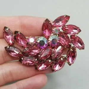Vintage Raspberry Pink Rhinestone Cluster Brooch Marquise Glass Prong Set Pin - Picture 1 of 8