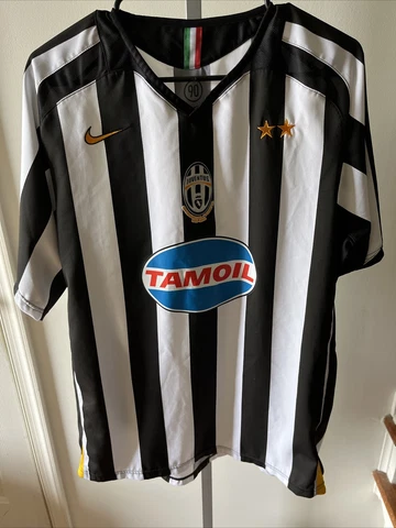 Vintage Nike 90 JUVENTUS Football Soccer Jersey Kit Shirt TAMOIL Size M Stripes Cover