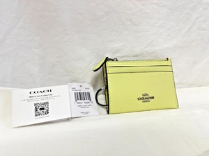 Coach ID Keychain Card Holder - Zip Coin Pouch/Wallet - 88250 Pale Lime -NWT - Picture 1 of 8