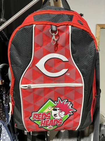 Cincinnati Reds Red Heads Backpack in GREAT SHAPE! 18” tall MLB Baseball Cover