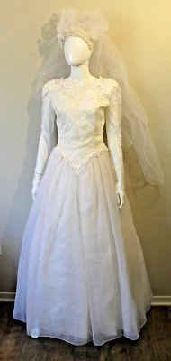 Vestido de novia victoriano romántico blanco nupcial Jessica McClintock reducido años 70 80 Foto 1 de 4