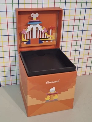 Lego Bricktober 2020 CAROUSEL - Amusement Park - Toys R Us Japan - Image 1 of 4