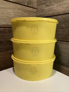 DE COLECCIÓN 3 - JUEGO TUPPERWRE SERVALIER AMARILLO APILABLE AMARILLO 8" CONTENEDORES Y TAPAS USADO EN EXCELENTE ESTADO - Imagen 1 de 6