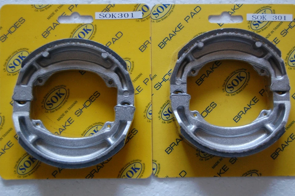 ZAPATOS DE FRENO DELANTEROS Y TRASEROS aptos para SUZUKI JR 80 2001-2007 JR80 Foto 1 de 1