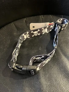 Pet Attire Styles Adjustable Collar w/ Skull & Cross Bones Design 18"-26" - Picture 1 of 2