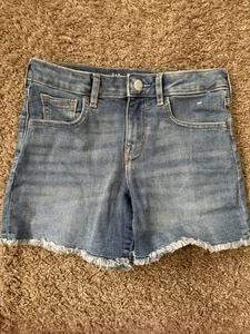 Gap Denim Girls Size 12 Regular Stretch Midi Denim Shorts - Picture 1 of 2