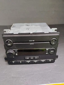 2005-2006 Ford Focus OEM Radio AM FM 6 CD Player 5S4T-18C815-AB - Bild 1 von 8