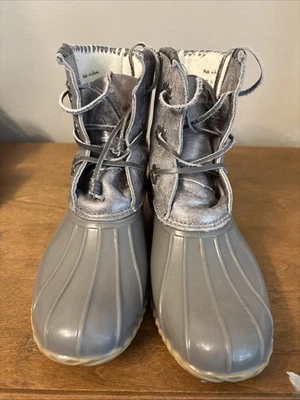 Jack Rogers Womens Hayley Duck Boot Size 9M Gray Silver Lace-Up Rubber Leather - Image 1 of 4