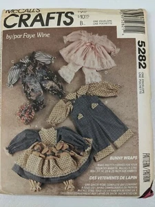 Ropa de conejo de vino McCall's Crafts 5282 Faye - Imagen 1 de 2