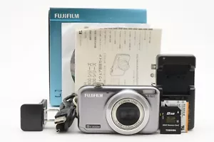 FUJIFILM FINEPIX JX300 Compact Digital Camera Silver Free sipping (R-8) - Picture 1 of 12
