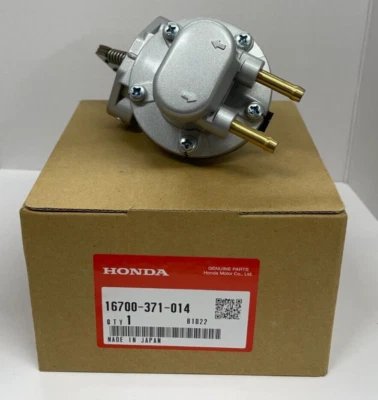 16700-371-014 New Genuine OEM Honda Fuel Pump 1975-1983 GL1000 GL1100 GOLD WING  - Image 1 of 4