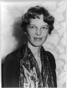 Amelia Earhart Photograph - Vintage Photo from 1928 - Picture 1 of 1