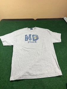 NCAA NOTRE DAME FIGHTING IRISH Large Gray GRAPHIC T-SHIRT FAST FREE SHIPPING - Picture 1 of 7