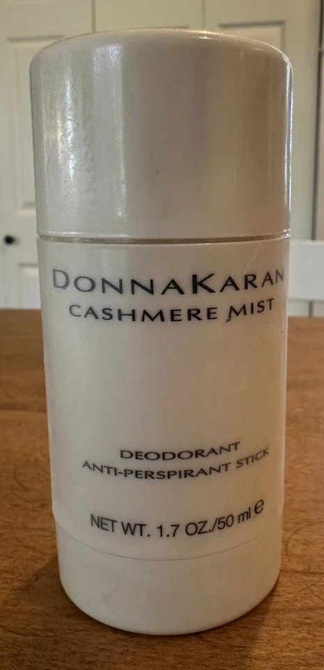 Desodorante en barra Donna Karan Cashmere Mist 1,7 oz Foto 1 de 1