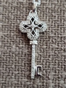 NEW QVC Affinity Diamonds "Key" Necklace 18 inches Silver 2009 paperwork! - Picture 1 of 6