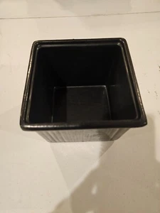 Bon Chef 9502BLK 72 oz. Black Sandstone Finish Cast Aluminum Square - Picture 1 of 4