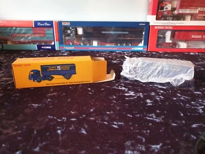 DINKY - TRACTOR PANHARD Y SEMIRREMOLQUE S.N.C.F - 32AB Foto 1 de 4