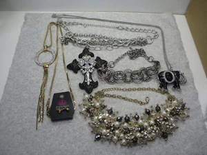 5 Jewelry Lot Necklaces Statement Beads Cross Rhinestones Elephant Faux Pearls - Picture 1 of 9