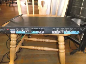 DigiTech RDS 1900 Digital Delay System FOR PARTS OR REPAIR - Picture 1 of 8
