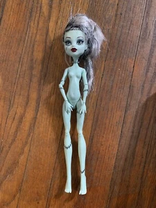 Monster High Sweet 1600 Frankie Stein bambola 10,5 pollici ritirata 2011 - Foto 1 di 2