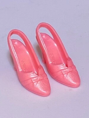 Zapatos de tacón Barbie rosa perla años 90 2000 punta cerrada Foto 1 de 2