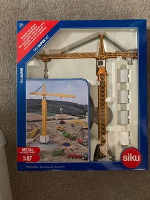 Siku 1899 Liebherr Tower Crane Diecast  Model - Image 1 of 3