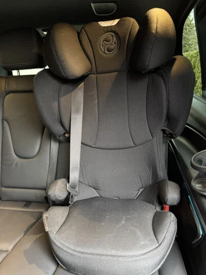 Cybex Solution Z i-Fix Plus Deep Black Schwarz Isofix - Bild 1 von 4