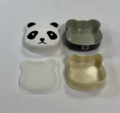 Fiambrera Kotobuki Panda Bento 4,38 x 4,25 x 3,12 pulgadas o caja de aperitivos en muy buena condición Foto 1 de 4