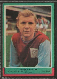 A&BC-FOOTBALL 1964 QUIZ 1ST(001-058)-#019- WEST HAM UNITED - BOBBY MOORE  - Picture 1 of 2