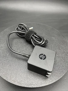 Genuine HP 45W blue tip laptop AC Adapter Power Supply charger 19.5V TPN-LA03 - Picture 1 of 2