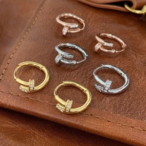 Orecchini Cerchio Huggie Cuore Zirconi Lucidi Cerchio Donna Ragazza Regalo Oro Argento - Foto 1 di 10