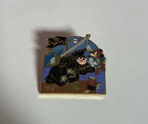 Disney Mickey Mouse Pirate Enamel Trading Pin  - Picture 1 of 2