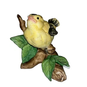 Jilguero amarillo Lefton en rama porcelana pintada a mano de colección - Imagen 1 de 8