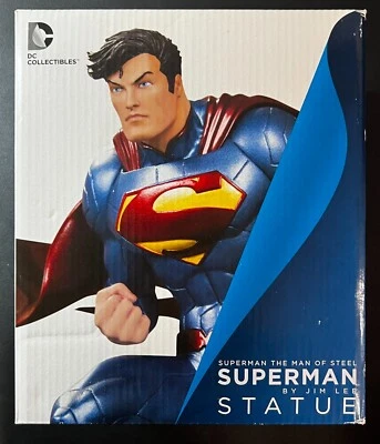 Estatua de Superman El Hombre de Acero de DC Collectibles por Jim Lee SELLADA DE FÁBRICA, ¡NUEVA EN CAJA! Foto 1 de 4