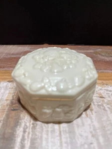 Vintage Lenox "The Fruits of Life" Trinket Box - Ivory and Gold - BEAUTIFUL! - Picture 1 of 8