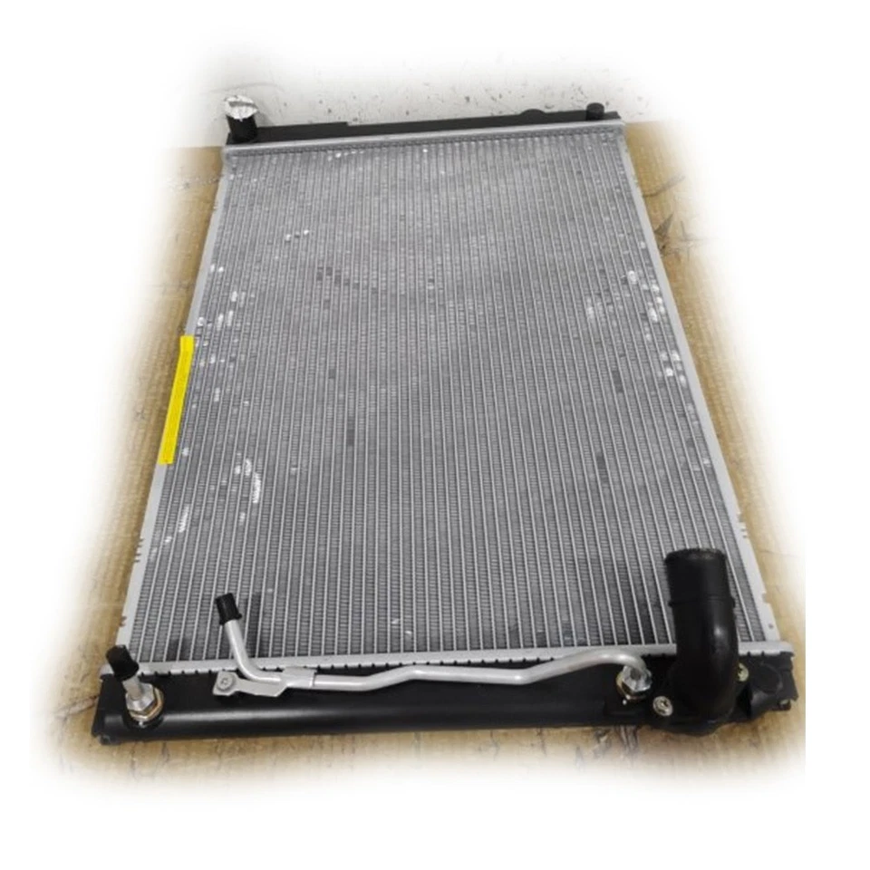 Aluminum Radiator Fit Toyota Sienna 3.3L 2004-2006 CU2681 2681 160410A390 - Image 1 of 1