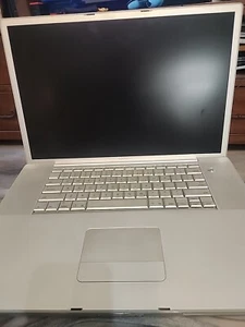 Apple PowerBook G4 A1085 Laptop 17" 2GB 80GB 1.5 Ghz OS X 10.4 (Untested) - Picture 1 of 5