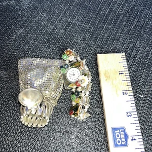 Vintage Bay Studio Women’s Watch With Change Purse - Picture 1 of 11