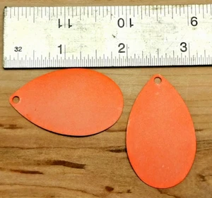 Cuchillas giratorias Indiana talla 7 rojas - Brillan en la oscuridad - Fosforescentes - Paquete de 12 - Imagen 1 de 2