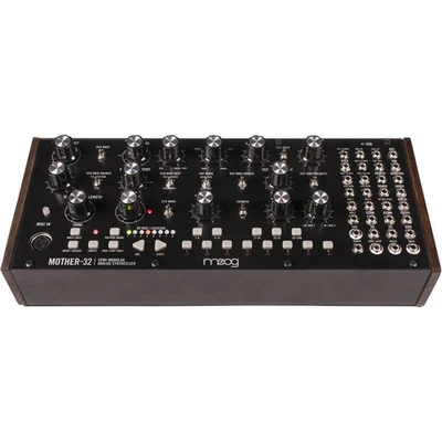 Moog Mother-32 Semi-Modular Eurorack Sintetizador Analógico con Secuenciador Paso a Paso Foto 1 de 4