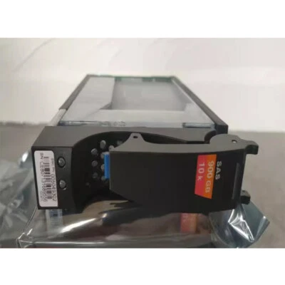 EMC 005049302 005049806 005049956 V3-VS10-900 900GB 10K 3.5" SAS Hard Drives - Image 1 of 4