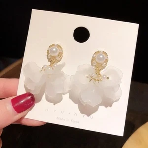 Earrings for women 925 Korean Style White Flower style Jewelry Ethnic Pearl Gold - Picture 1 of 4