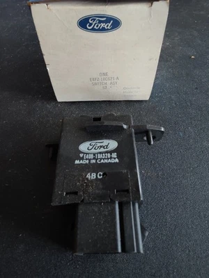 Nuevo de Lote Original Ford Escort Mercury Lynx Interruptor de Descongelación Ford E4FZ-18C621-A Foto 1 de 2