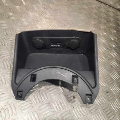 KIA Sportage 2010 consola central bandeja de almacenamiento 846303U720WK Foto 1 de 4