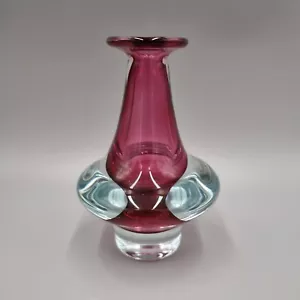 Quemador de aceite/jarrón de cogollos de vidrio firmado A Jan Benda para Krystnya Studio. - Imagen 1 de 9